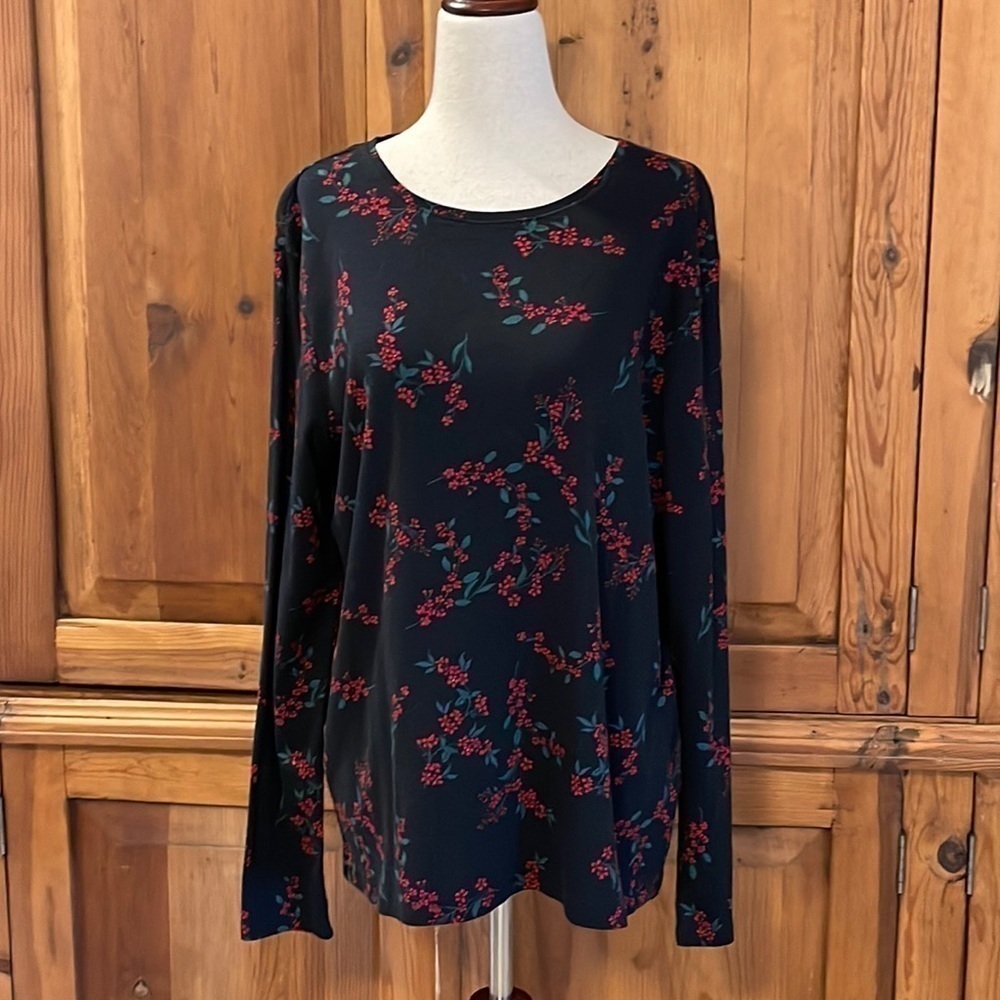 Croft & Barrow Black Christmas Holly Long Sleeve Crew Neck Cotton Sz. XL